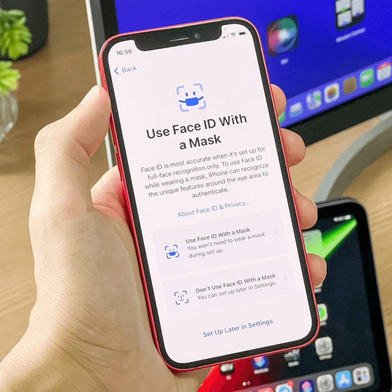 Apple добавила в бета-версию iOS 15.4 возможность использовать Face ID в  маске - Inc. Russia