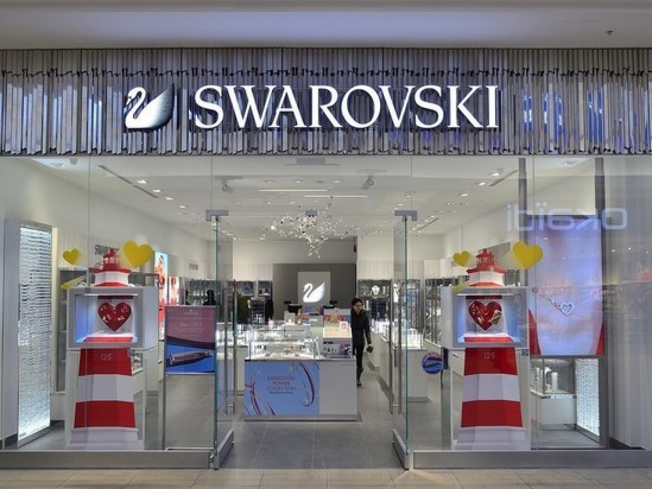 Swarovski полностью ушла с российского рынка - Inc. Russia