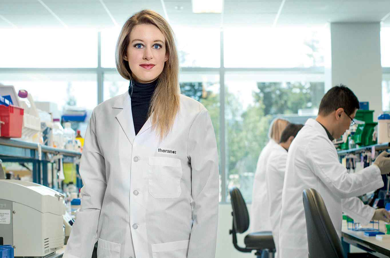 Руководству Theranos предъявили обвинения в мошенничестве. Менеджерам  грозит до 20 лет тюрьмы - Inc. Russia