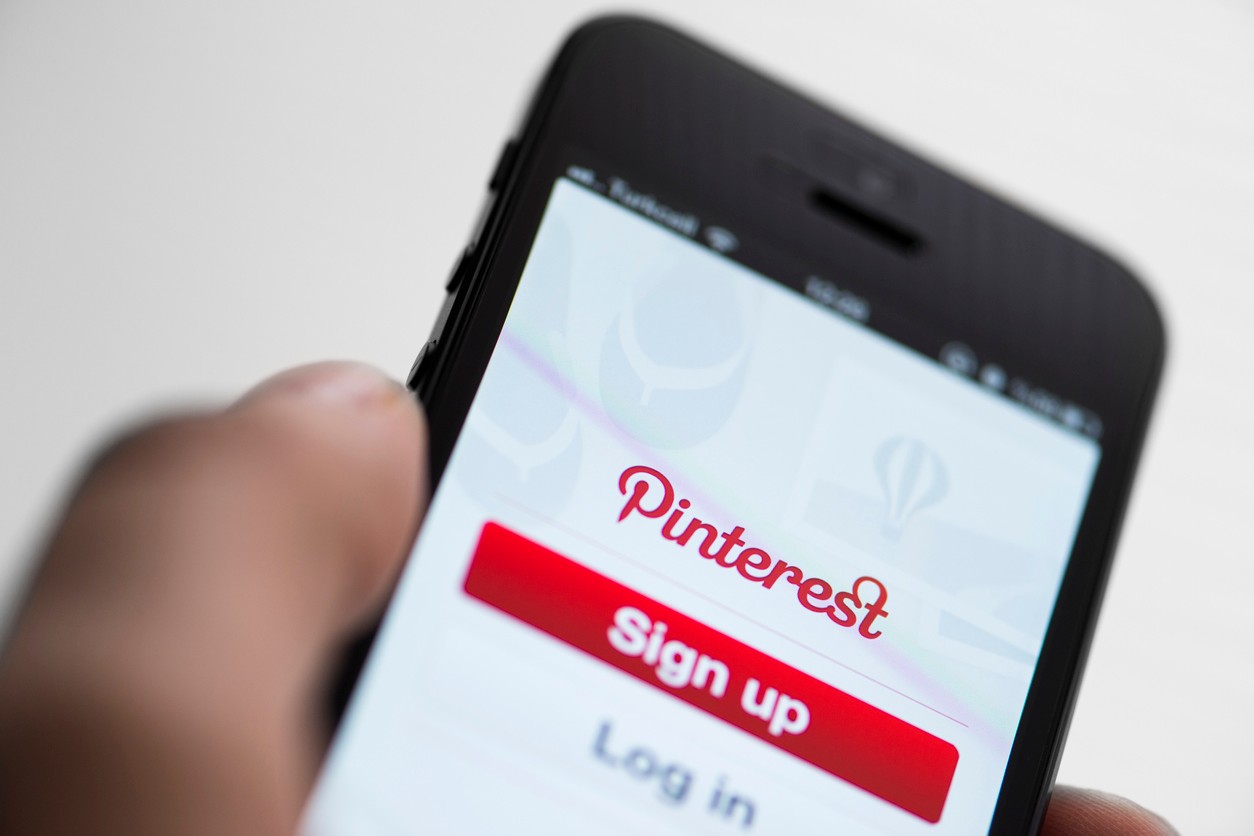 Цены на акции Pinterest выросли на 28% после выхода на IPO - Inc. Russia