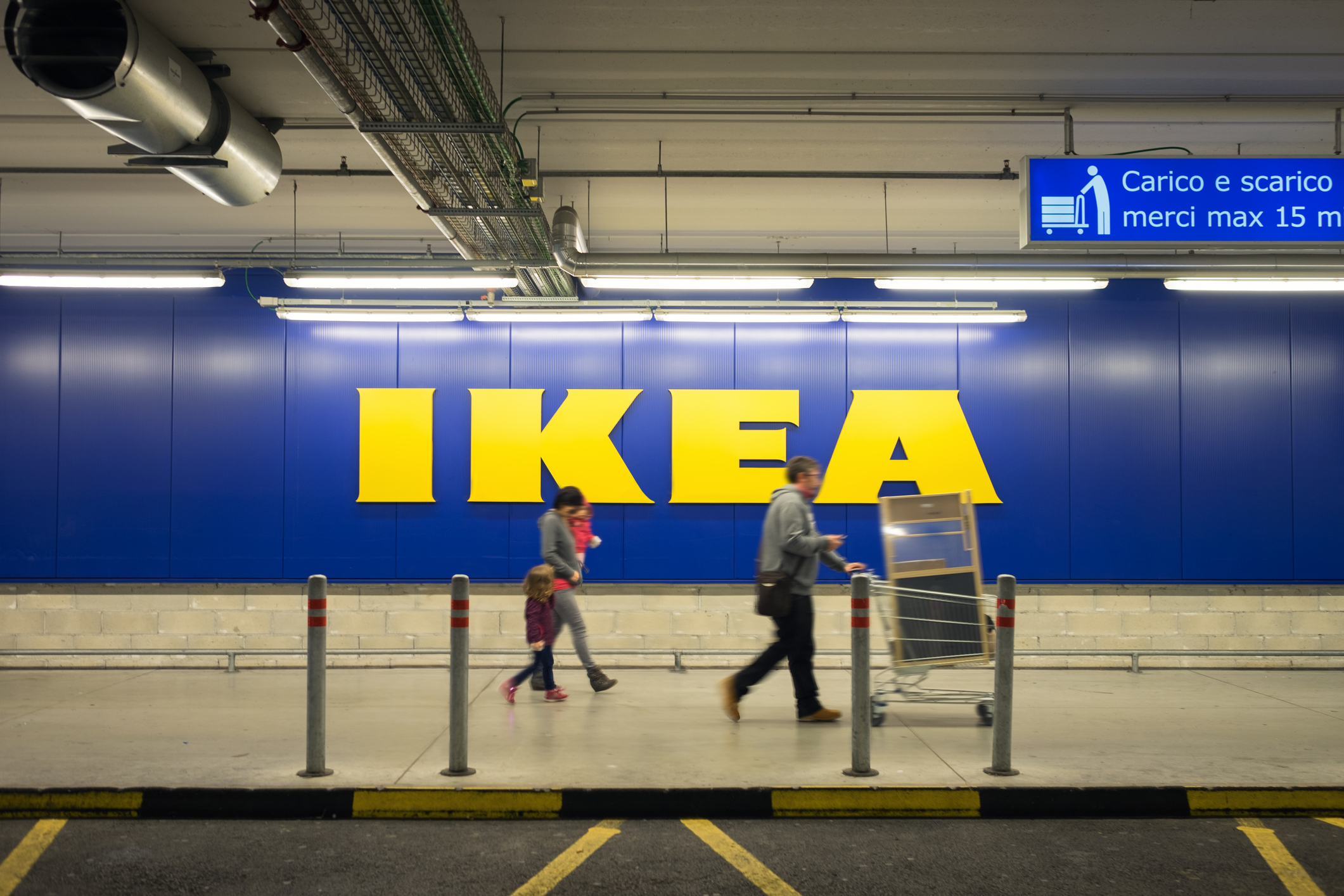 IKEA в России будет доставлять товары на электромобилях - Inc. Russia