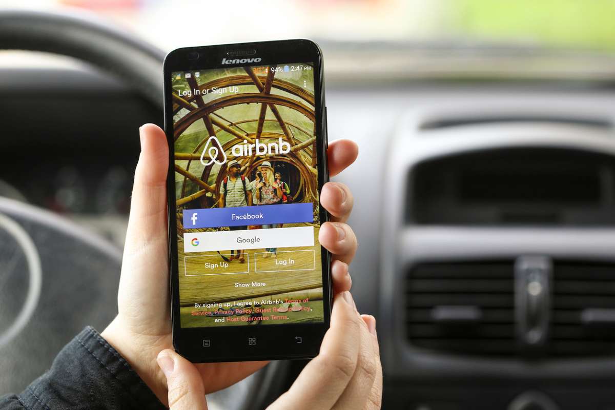 Airbnb          -