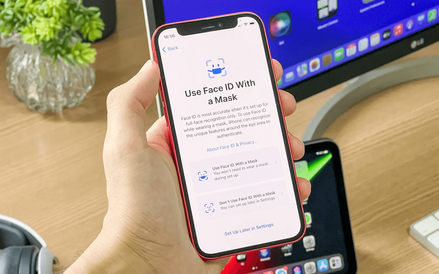 Apple добавила в бета-версию iOS 15.4 возможность использовать Face ID в  маске - Inc. Russia