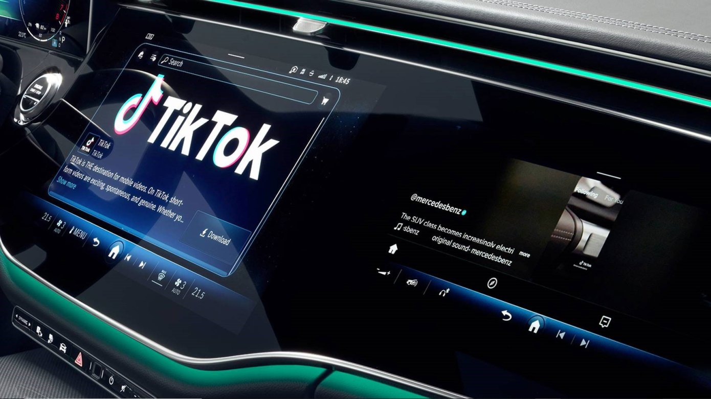 Mercedes-Benz E-Class будет показывать видео из TikTok - Inc. Russia