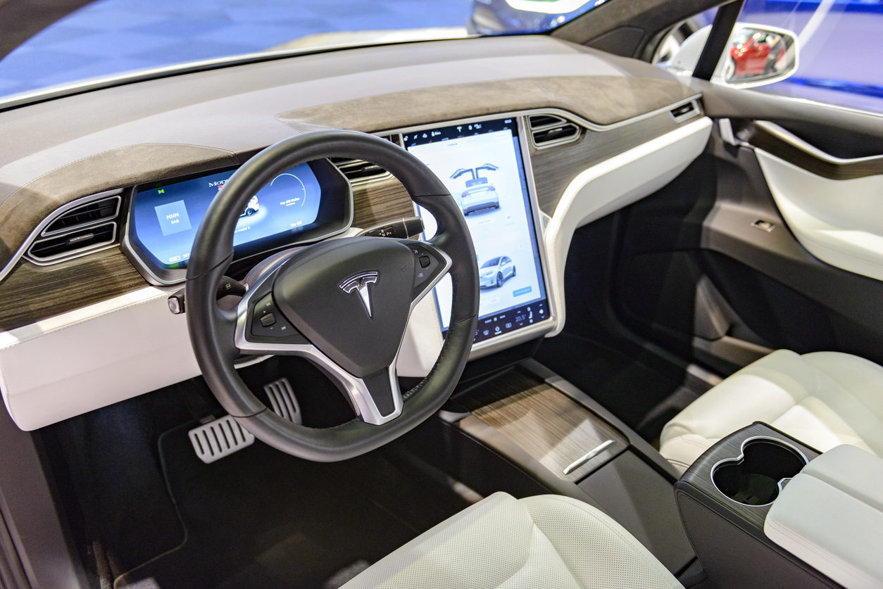 Илон Маск заявил, что представит роботакси Tesla 8 августа - Inc. Russia